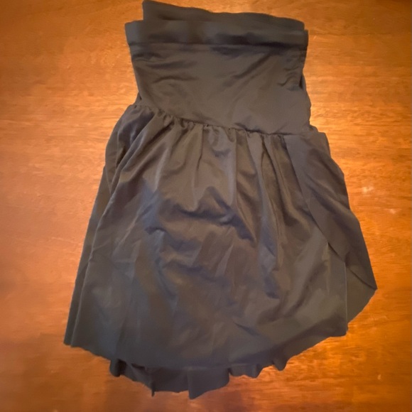 Maternity Short Bundle size small - Picture 6 of 16